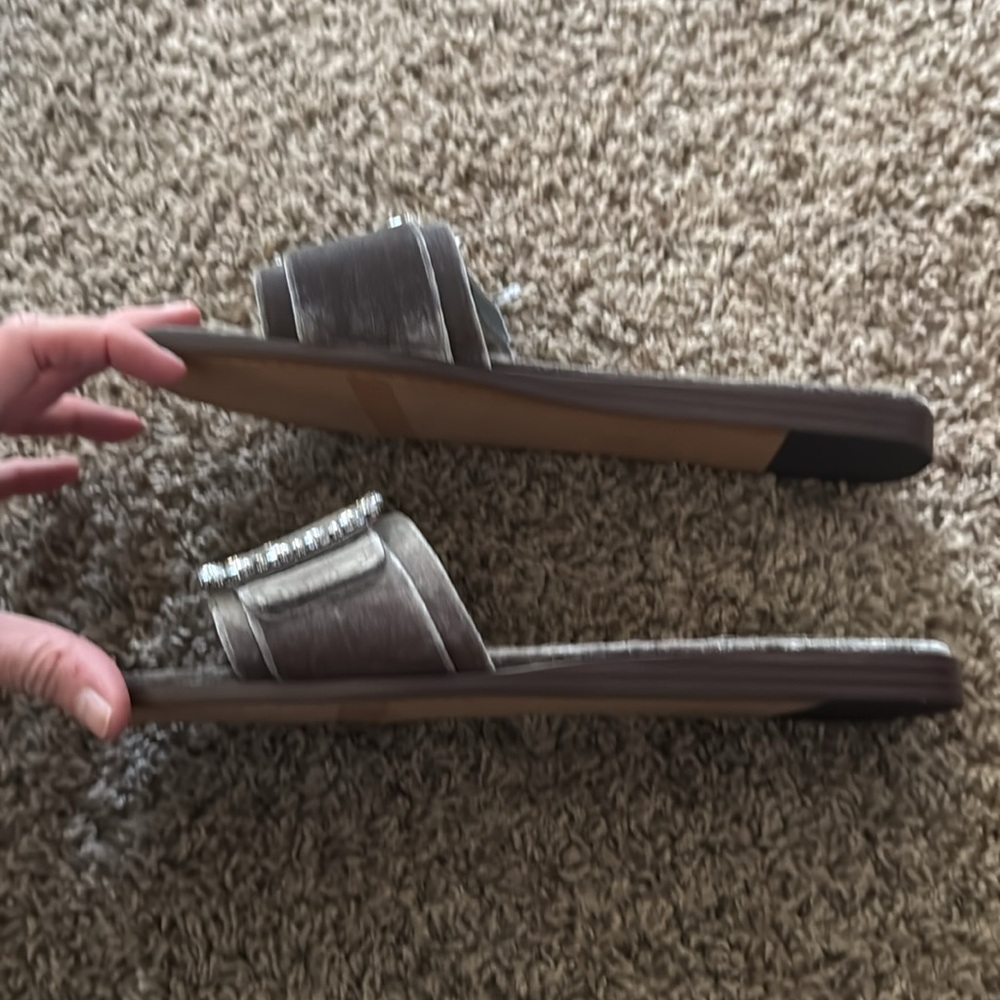 Sam Edelman Inez Light Grey Velvet Flat - Picture 6 of 7